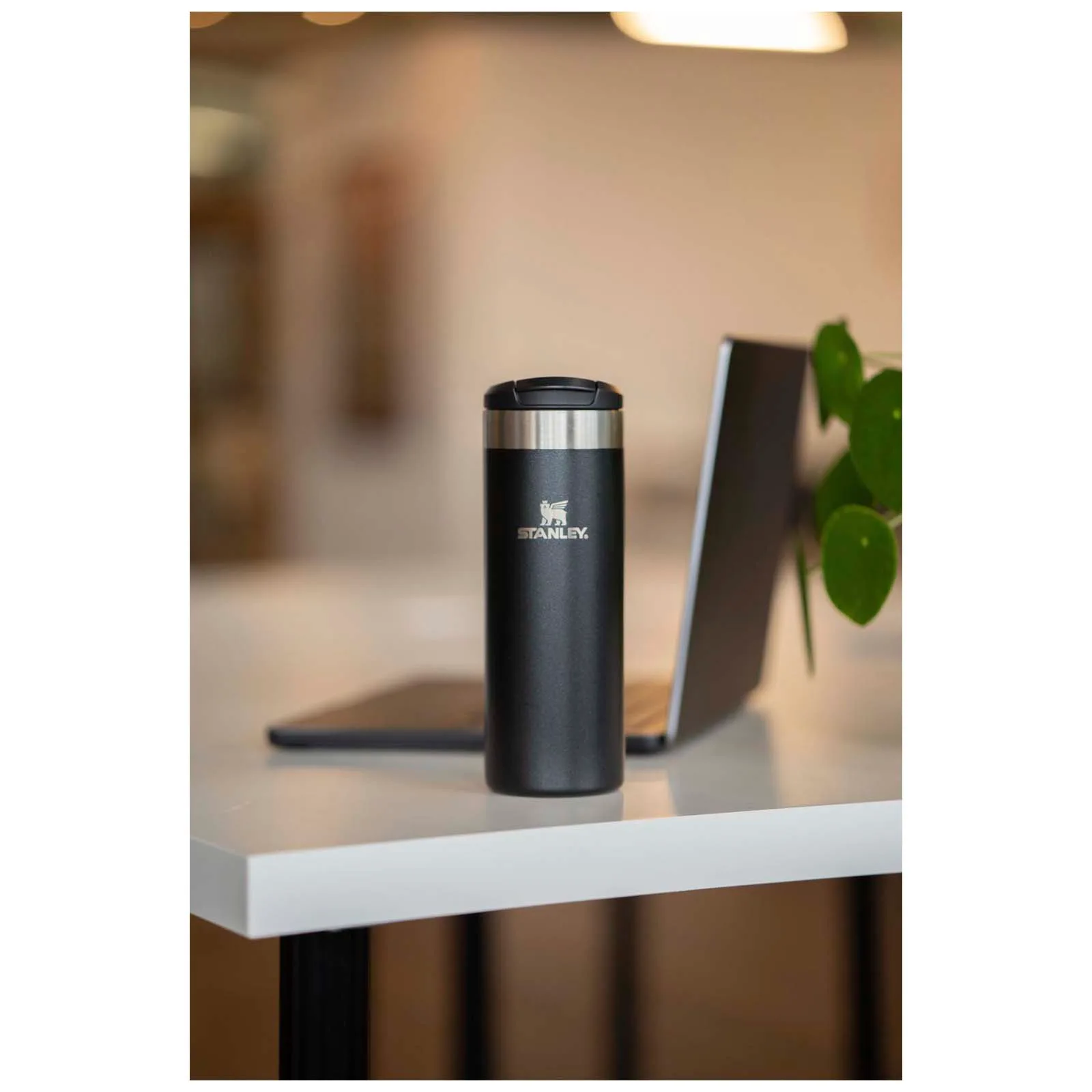 Stanley 470 ml AeroLight™ transit tumbler